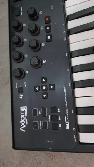 M-Audio Axiom Air Mini 32 Teclado