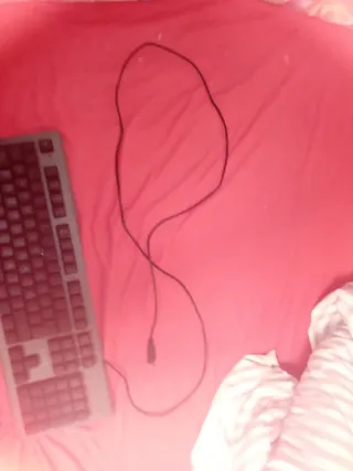 Teclado GAME negro perfecto estado sin caja.