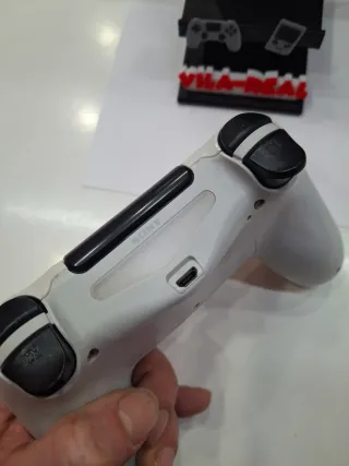 PlayStation 4 Edición Blanca + Mando Blanco