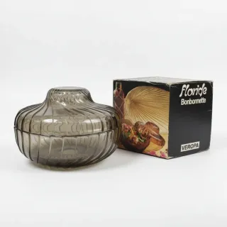 Bombonera de cristal ahumado