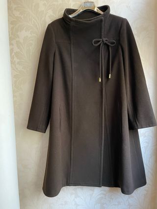 Abrigo Purificación García Marrón