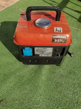 Generador de gasolina rojo