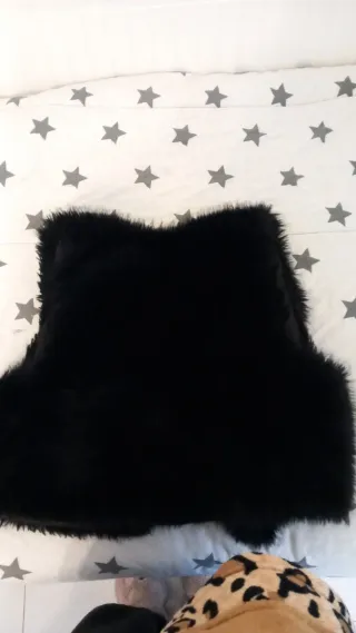 Chaleco Zara Negro Peludo