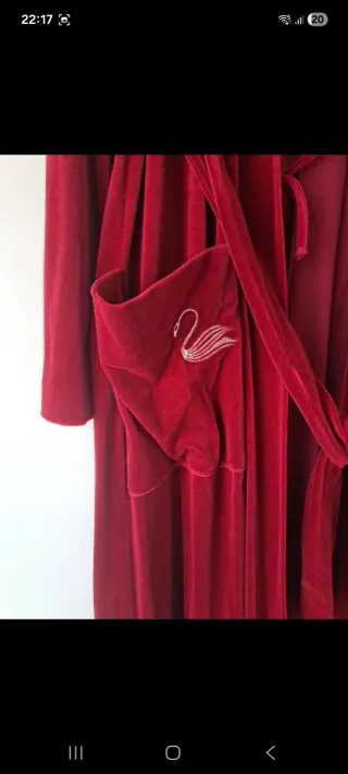 Bata Larga Terciopelo Rojo Vintage Talla Única