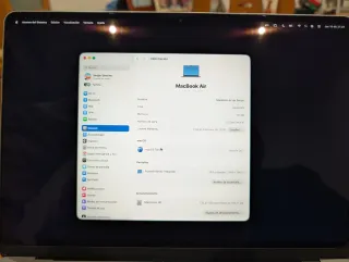 MacBook Air M3 256 GB Plata