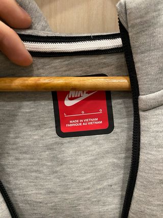 Sudadera Nike Tech Gris Talla L Niño Como nueva