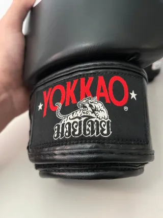 Yokkao Matrix 10oz Guantes de Boxeo