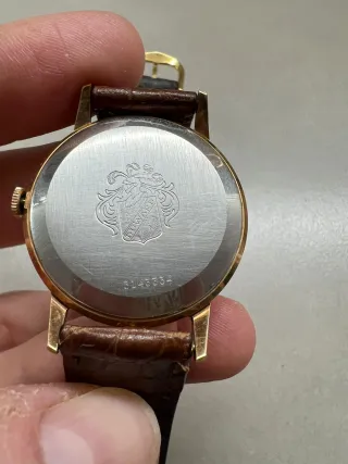 Reloj Duward Clásico Correa Marrón