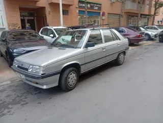 Renault 11 1988