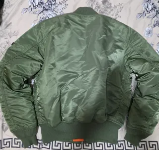 Chaqueta Alpha Industries Verde Militar