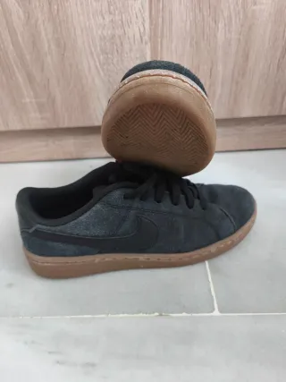 Tenis Nike Negro/Café