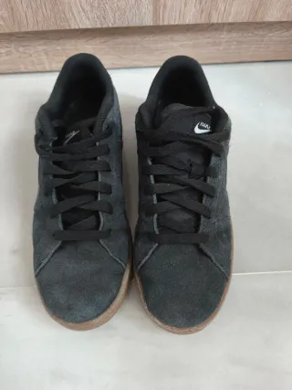Tenis Nike Negro/Café