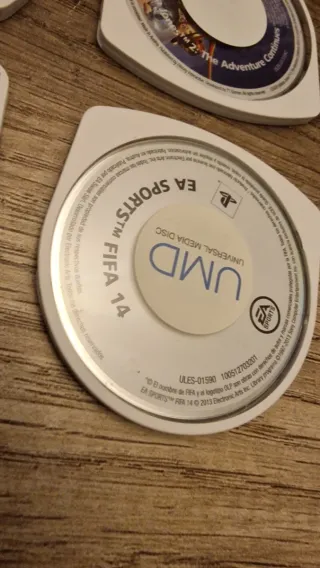 Lote 4 juegos PSP: FIFA, PES, ModNation, Lego