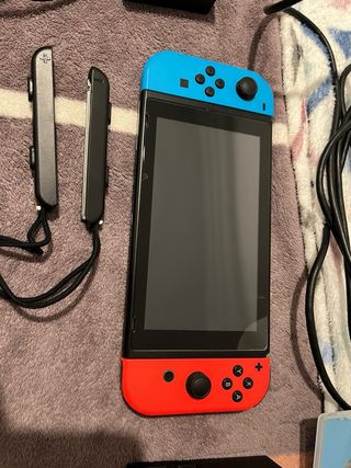 Nintendo Switch Azul/Rojo + Accesorios
