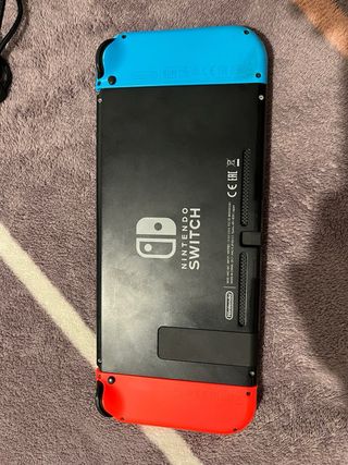 Nintendo Switch Azul/Rojo + Accesorios