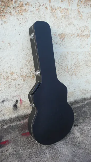Estuche Rígido Guitarra Semihueca.