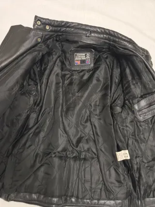 Chaqueta de piel para moto nueva
