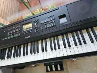 Piano Digital Yamaha DGX-670 como nuevo