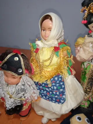 Lote de muñecas antiguas