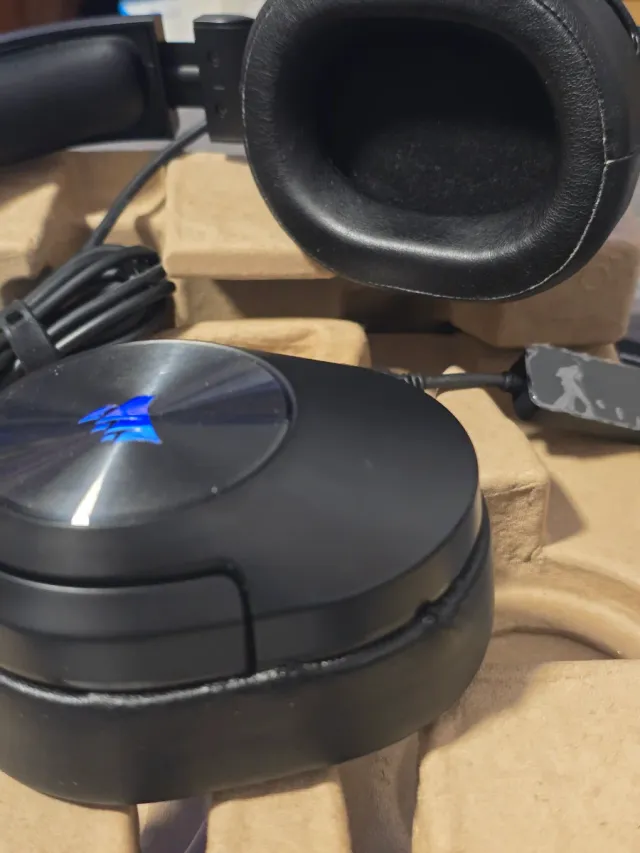 Corsair HS55 Surround Auriculares Ligeros con cabl