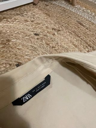 Camisa botones nacarados Zara