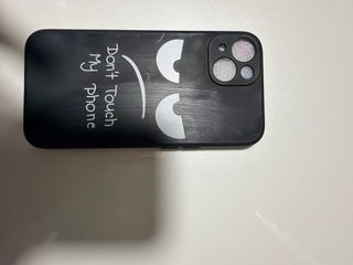 iPhone 13 con caja 2 fundas y un protector