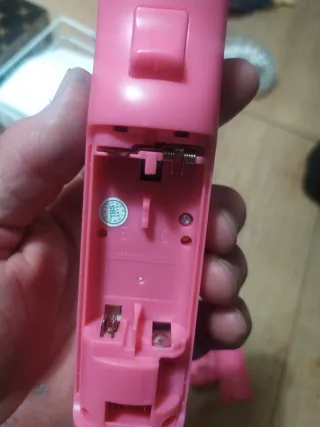 Mandos Wii Motion Plus 2 en 1 (Rosa y Rojo)