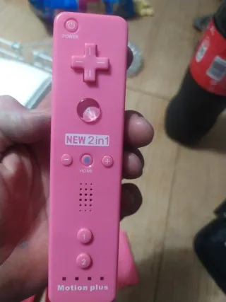 Mandos Wii Motion Plus 2 en 1 (Rosa y Rojo)