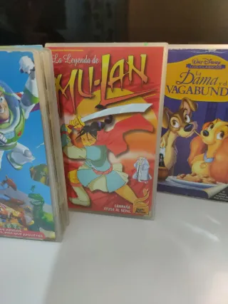 Lote 5 VHS Clásicos Disney (Español)