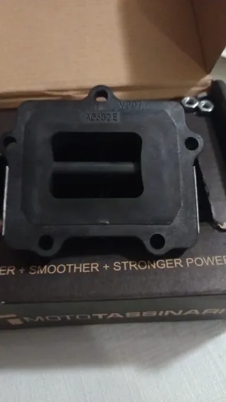 Caja de láminas V-Force 3 Moto Tassinari KTM 125