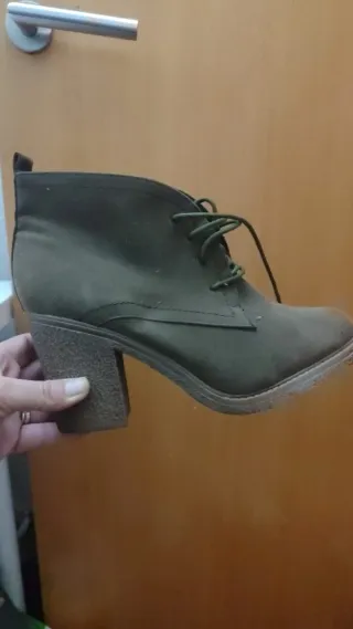 Botín ante tacón verde