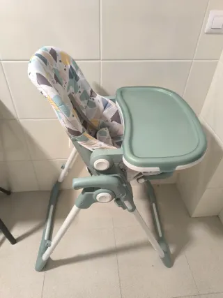 Trona de bebé con bandeja y cojín