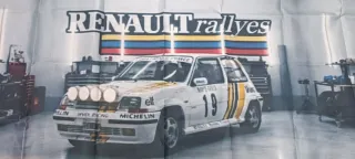 Bandera Renault 5 GT Turbo Rallyes