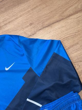 Conjunto deportivo Nike azul