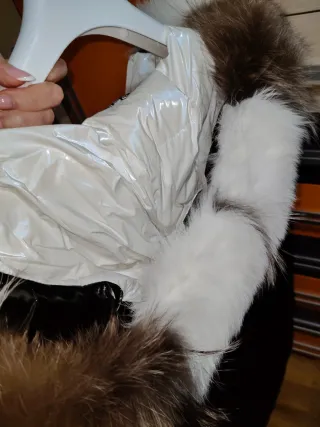 Plumífero Dichi Negro con Capucha