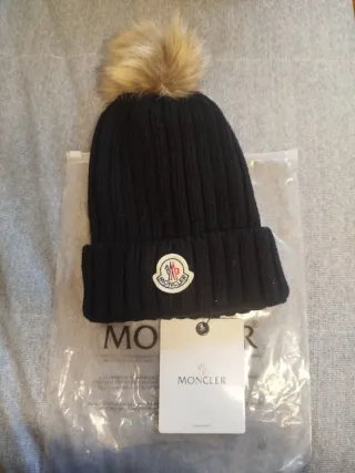 Gorro Lana Pompón Marrón