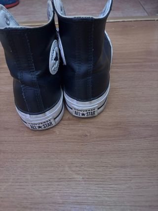 Converse Alta Cuero Negras Sin Cordones Talla 38