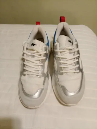 Zapatillas Lacoste Blancas y Azules