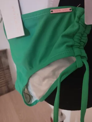 Bikini verde nuevo talla XL