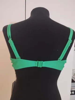 Bikini verde nuevo talla XL