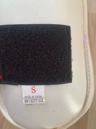 NKL Muay Thai Shorts y Guantes Mujer