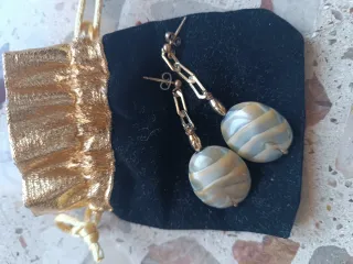 Orecchini pendenti ovali