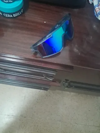 Las gafas estan sin extrenar muy buena elexion son