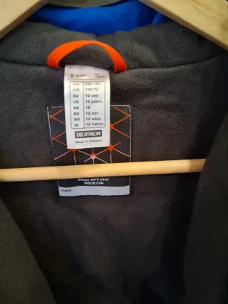 Parka deportiva juvenil Quechua gris y azul