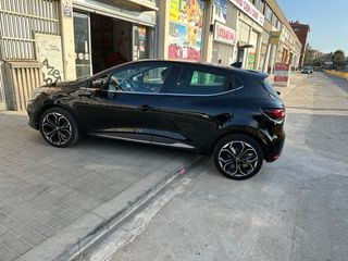 Renault Clio zen 120CV