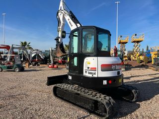 Mini excavadora Bobcat E50
