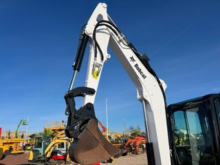 Mini excavadora Bobcat E50