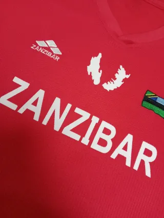 Camiseta de fútbol Zanzibar roja