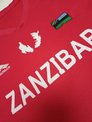 Camiseta de fútbol Zanzibar roja
