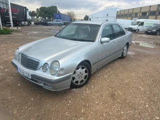 Mercedes-Benz Clase E 2000